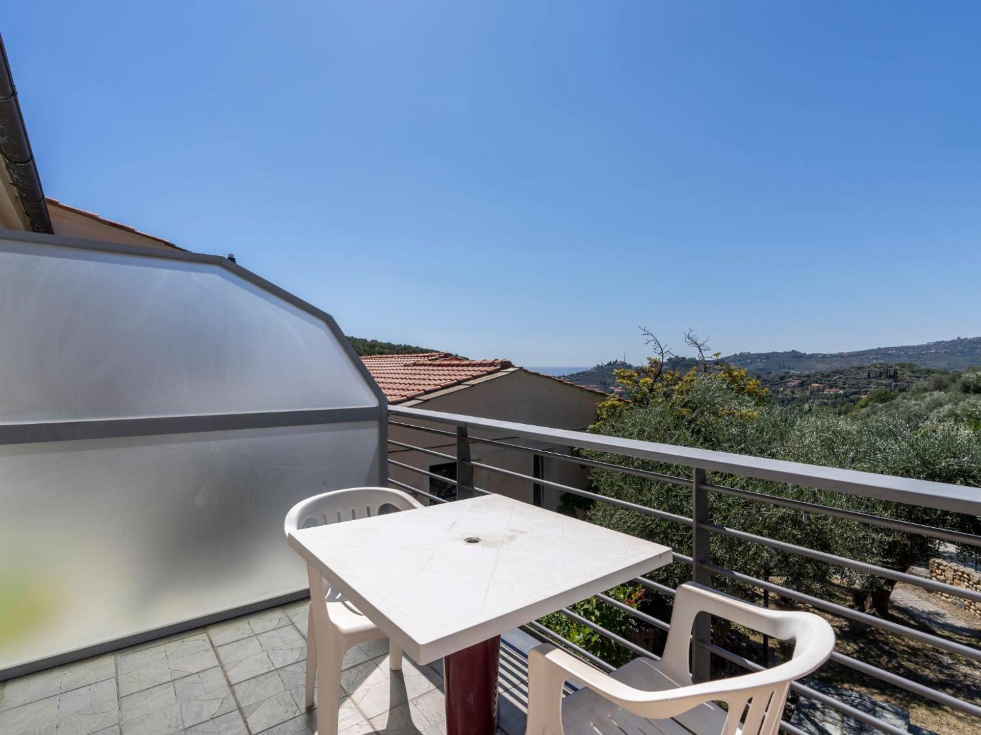 Apartment Borgoverde-2 By Interhome Imperia Exteriér fotografie